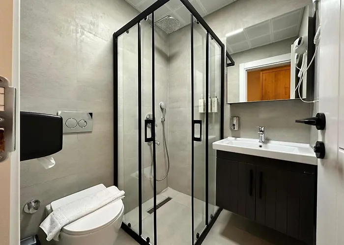 La Es Bella Hotel *