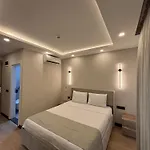 Otel La Es Bella *