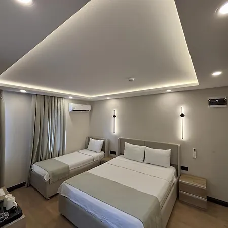 Hotell La Es Bella *